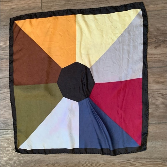 Scarf - Picture 4 of 5